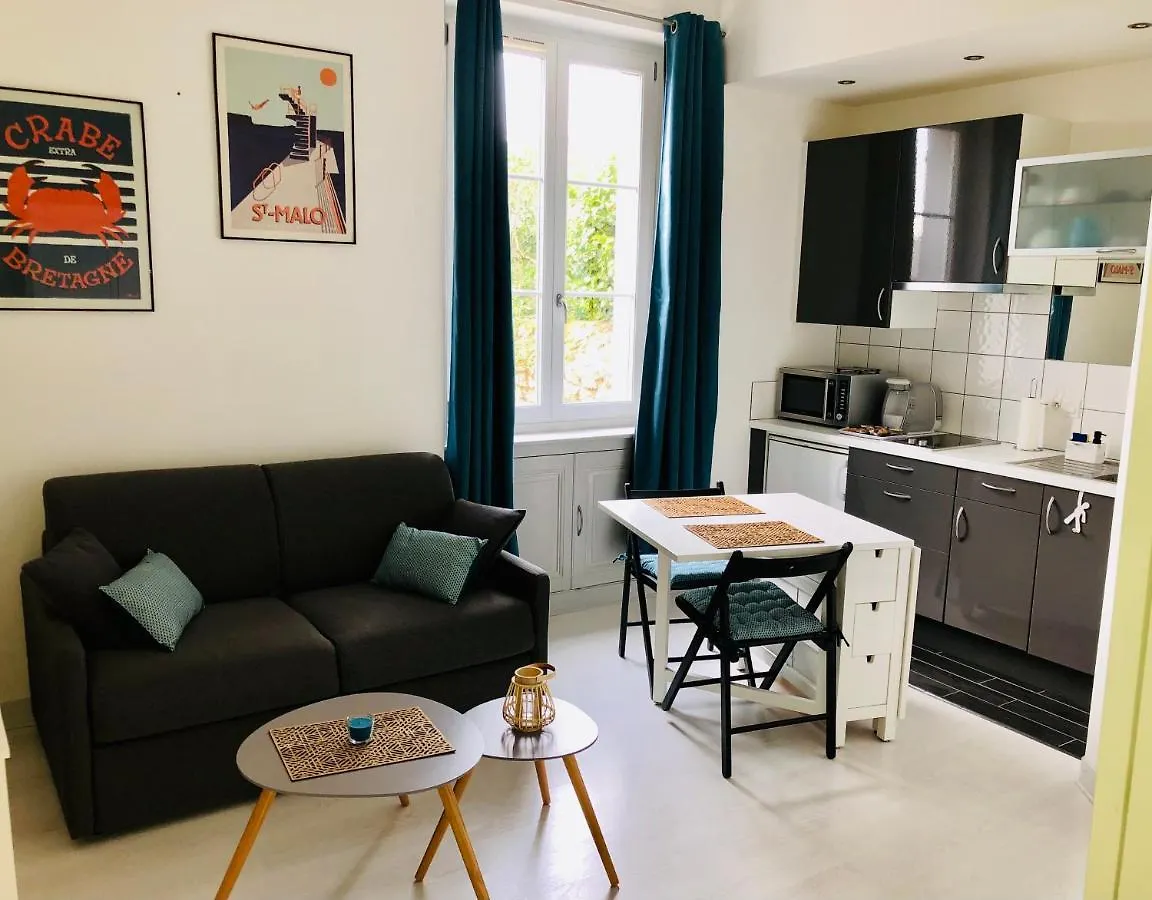 Studio Lumineux Saint-Ideuc A 1Km De La Plage Apartment Saint-Malo